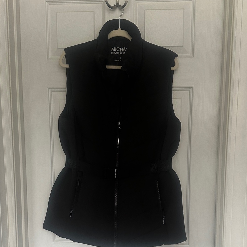 MICHAEL Michael Kors Black Quilted Sleeveless Puffer Vest